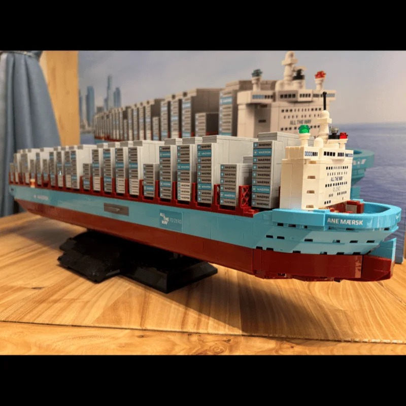 New 2026 Dual-Fuel Container V - Model Kit Companies 评论和价格