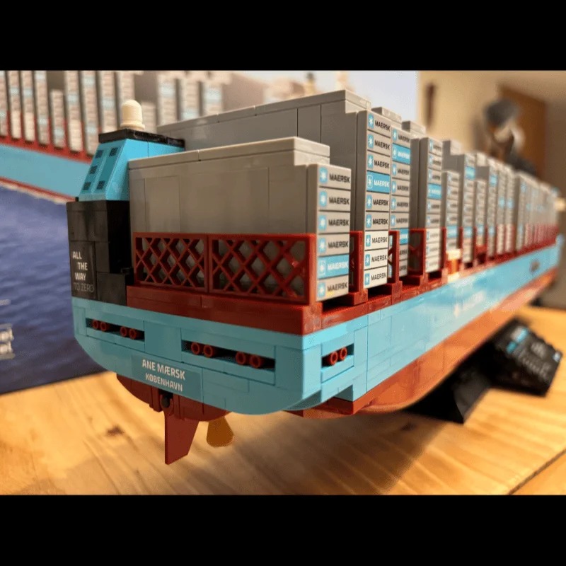 New 2026 Dual-Fuel Container V - Model Kit Companies 评论和价格
